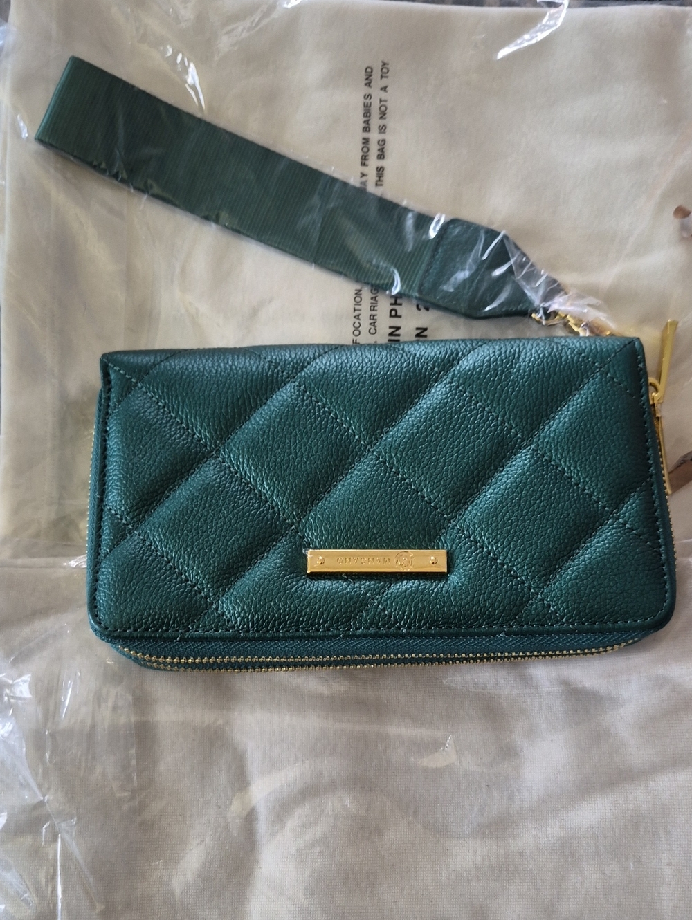 MANGANO Quilted Green Leather Wristlet Clutch - Gold Hardware